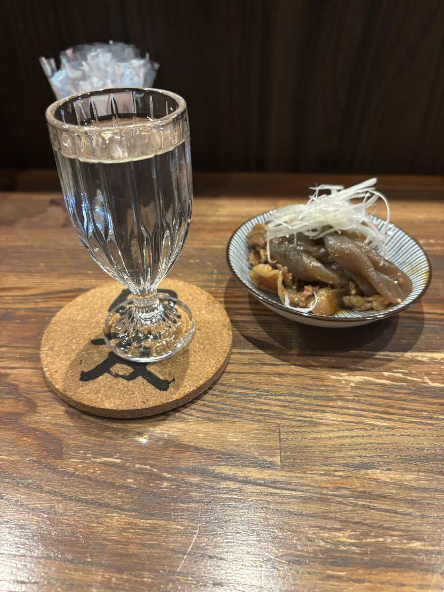 snowdrop7970's tweet photo. 6軒で終了（オマケで立ち呑ひろし＆鳥匠）
日本酒の奥深さを学んだ
ベロベロのウマさんにも遭遇
#sanj
#華伝座
#旬薫愁灯
#あまおと
#柳町自転車商会
#田讃
#日本酒ゴーアラウンド2025 https://t.co/29vrrabvgG