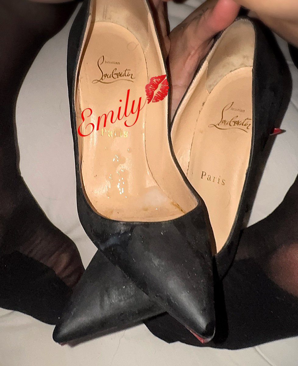redsoledheels's tweet photo. A bit more added topping 😜💦
#petitefeet #highheels #usedheels #shoeworship #heelfetish #cumstained #shoefetish #cuminheels https://t.co/WrtBU6jLpW