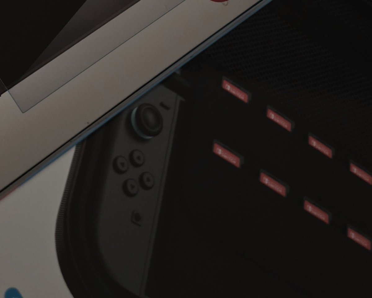 근황
스위치 2 샀어요 ◜◡◝