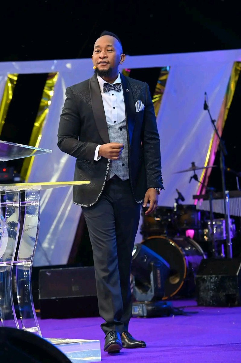 Romans 1:11 For I long to see you, that I may impart unto you some spiritual gift, to the end ye may be established
#ProphetElvisMbonye
