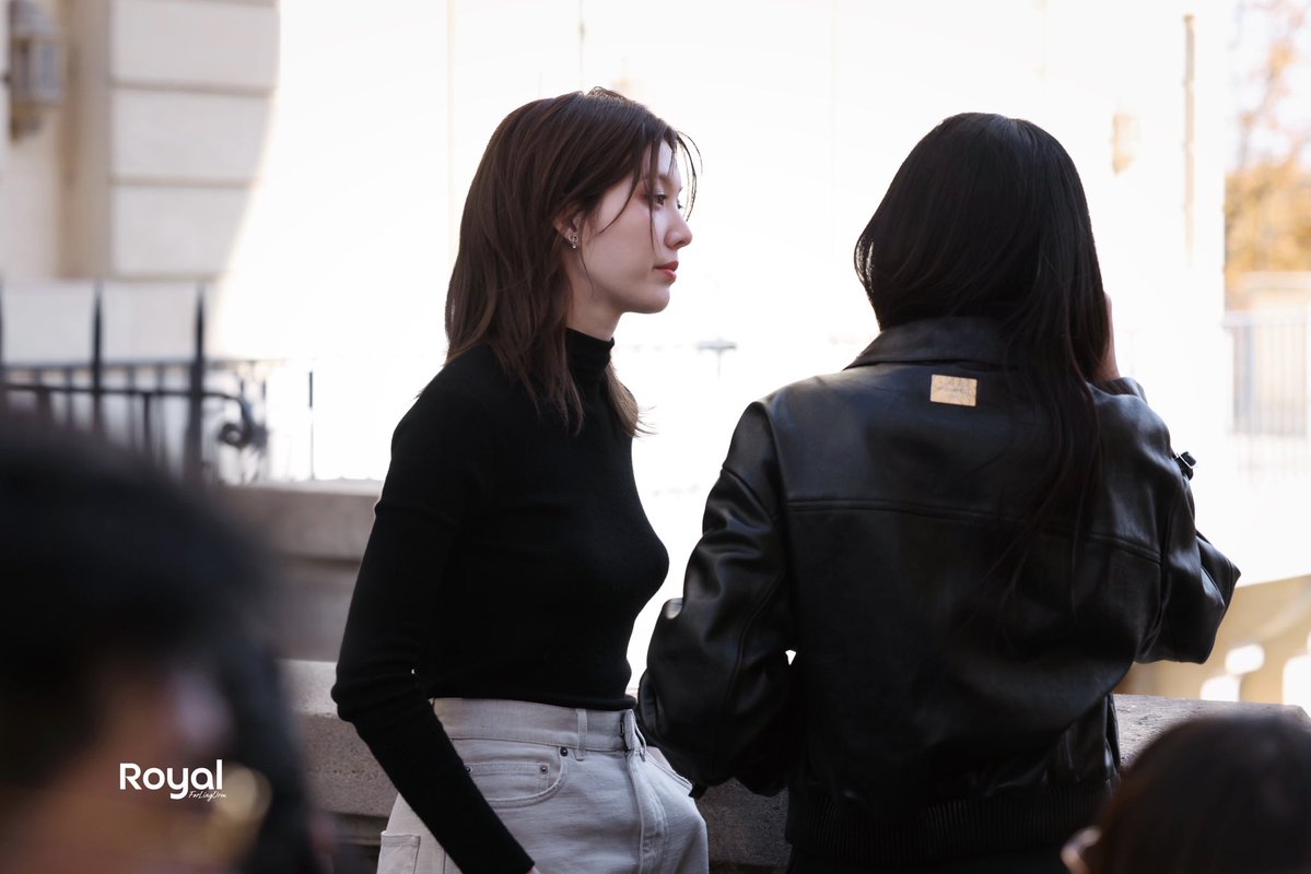 Royal_1127's tweet image. 250930

#Linglingkwong #Ormkornnaphat
#LingOrm #Dior #DiorSS26 
#ParisFashionWeek #pfw