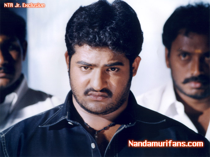 simhadrimovieJP's tweet image. 映画『シンハードリ』🪓
◢◤ストーリー⚒️◢◤

忠誠を尽くす男に迫る陰謀。
その時、彼は“もう一つの顔”を見せる——

10/17(金) #シネ・リーブル池袋 ほか
全国順次公開🎬
#シンハードリ #RRR 
#ラージャマウリ #NTRジュニア