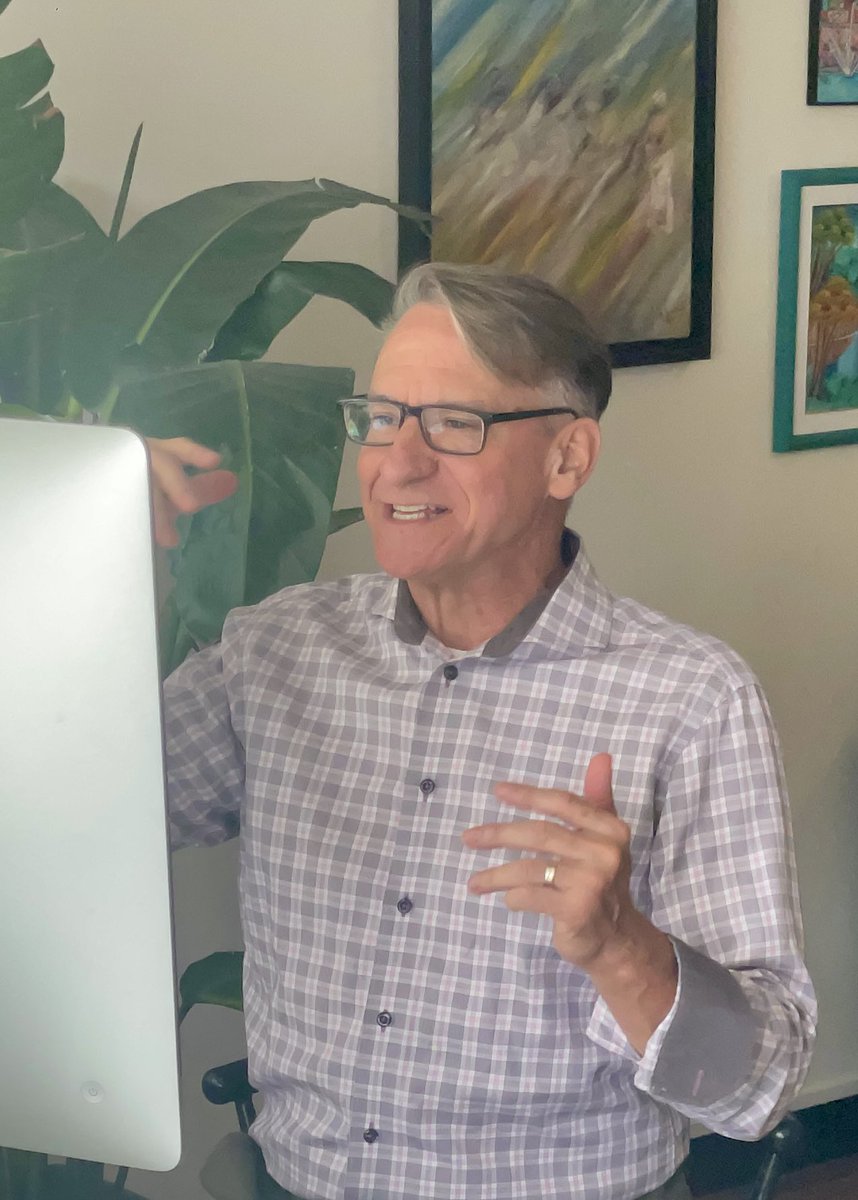 #Crisis #Communications powered by #SocialMedia

Thank you, Comosun College, for inviting me to speak with your Public Relations students( zooming from China). 

#FutureofPR