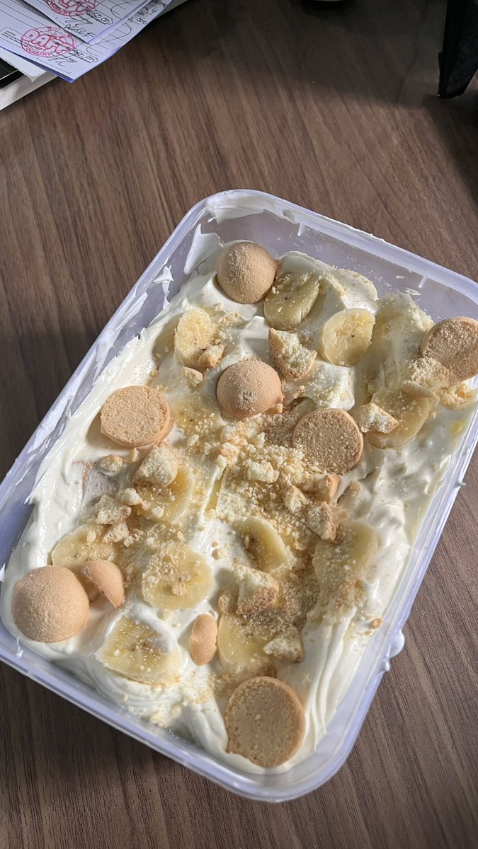 tqnexttt tweet media