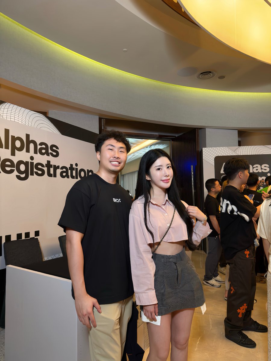 0xgisselle's tweet image. Alpha secured @CookerFlips  ❤️