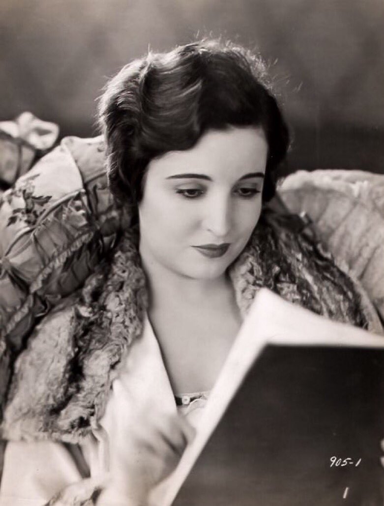 ForeverLouiseB1's tweet image. By 1926, Alice, then 36 years old, was relegated to playing maternal roles as she did that year for Clara Bow in Dancing Mothers (1926), Clara’s first film for Paramount.