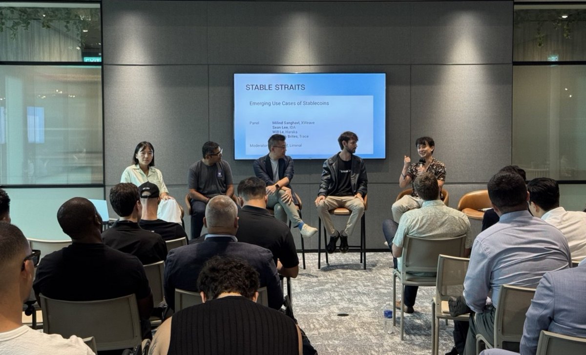 <a href="/Milind_Sanghavi/">Milind Sanghavi</a> <a href="/CryptoSeanLee/">Sean Lee</a> <a href="/bebrites/">Bernardo Brites</a> and I all agree: #stablecoins,  esp. local stables, will unlock use cases that will change global finance as we know it

Thnx <a href="/matt_homer/">Matthew Homer</a> for organizing

#TOKEN2049Singapore