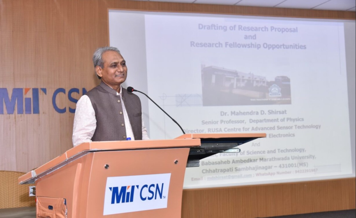 MIT_Updates's tweet image. Our Civil Engineering Department, in association with the Dean of Research &amp;amp; Development Office, successfully organized a special session on ‘Research Proposal Drafting’. #MIT_CSN #ResearchExcellence #CivilEngineering #Innovation #RAndD #AcademicGrowth