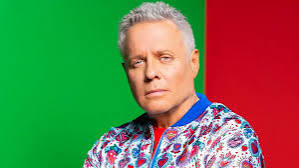 BryanL152's tweet image. Después de su gran éxito con la tercera temporada #LaCasaDeLosFamososMx Alexis Ayala será el villano de #SomosFamilia la nueva producción de Ignacio Sada Madero para TelevisaUnivisión basada de la obra homónima argentina llegará en Mayo 2026 a las 8:30pm por @Canal_Estrellas CDF