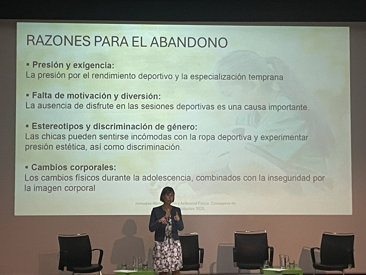martaelr's tweet image. El pecho y la menstruación  siguen siendo causas de abandono de la #ActividadFísica.
@EvaFVB nos cuenta  cómo informar, educar, acompañar y adaptar la actividad física a lo largo de cada una de las etapas vitales de la #Mujer