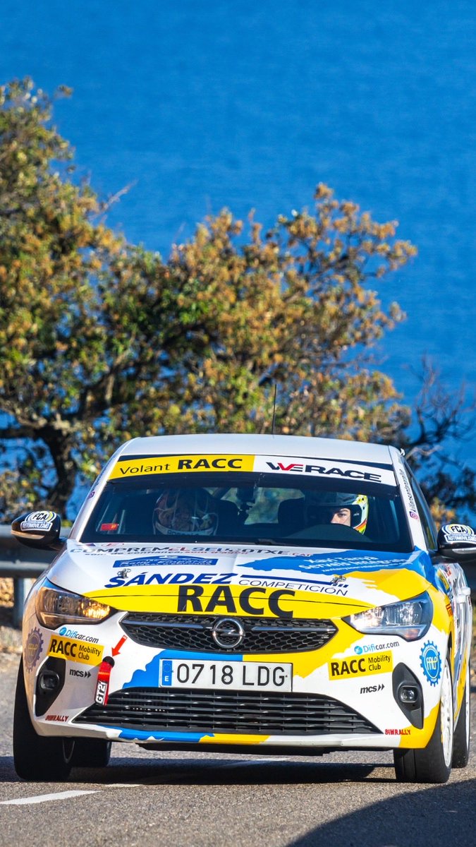 volant_racc's tweet photo. 📲 #wallpaperwednesdays 👇
#VolantRACC

📸 #RACCMotorsport https://t.co/pHQ0l5Pf90