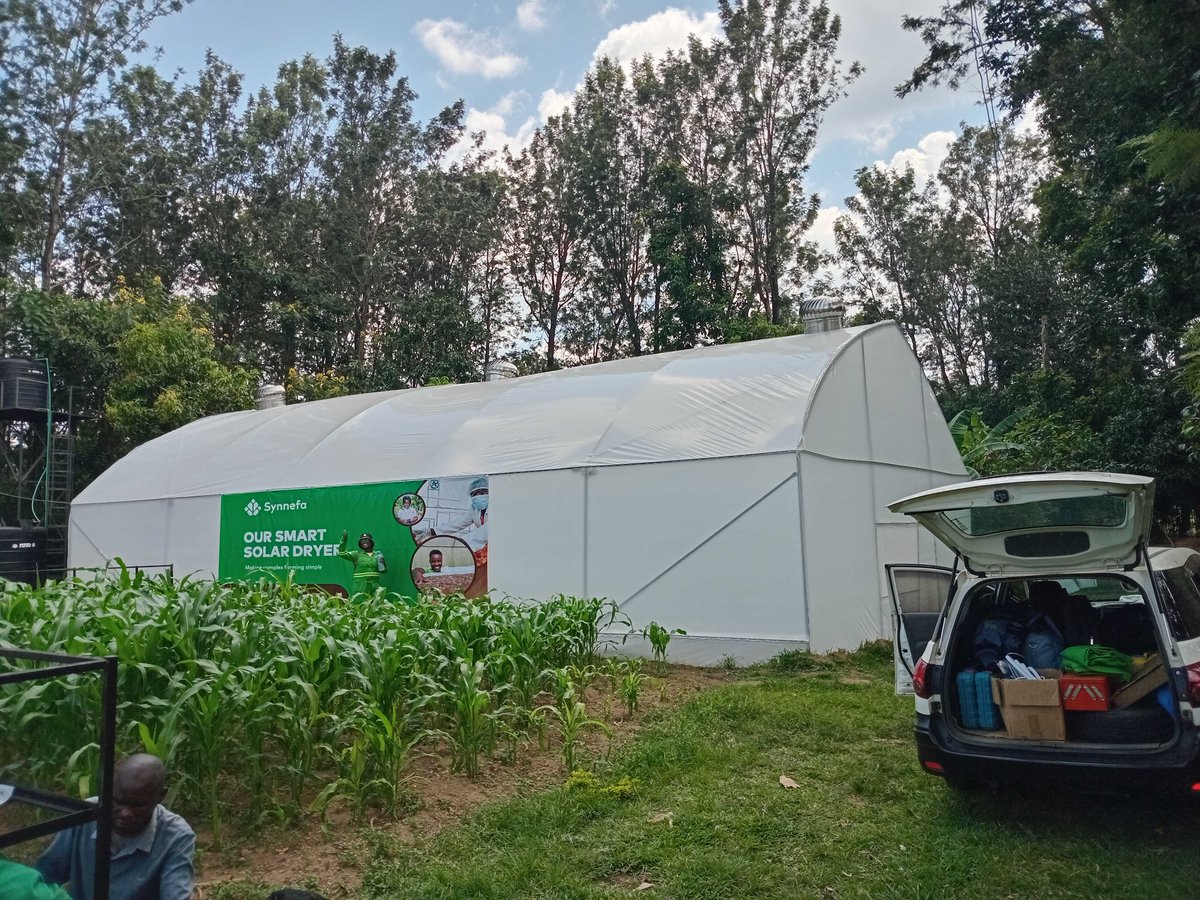 taitangetich's tweet image. There she is! Our smart solar dryer, ready for work ☀️ and if you zoom in closely, you might just see a happy face excited about its handover to a client. 😄 That&apos;s how excited we all are here at @synnefa_KE 

At 120 sq.m (about the size of two classrooms), this dryer will dry up…