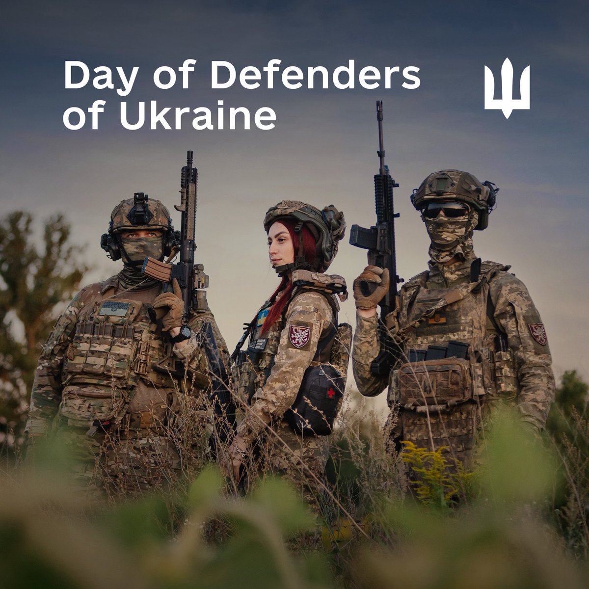 DefenceU's tweet image. Minister @Denys_Shmyhal:
Today in Ukraine we mark the Day of Defenders. A day for those who protect their native home, who safeguard our lives and dreams.
Thanks to your courage and bravery, the past is preserved, the present exists, and the future is possible. You are a role…