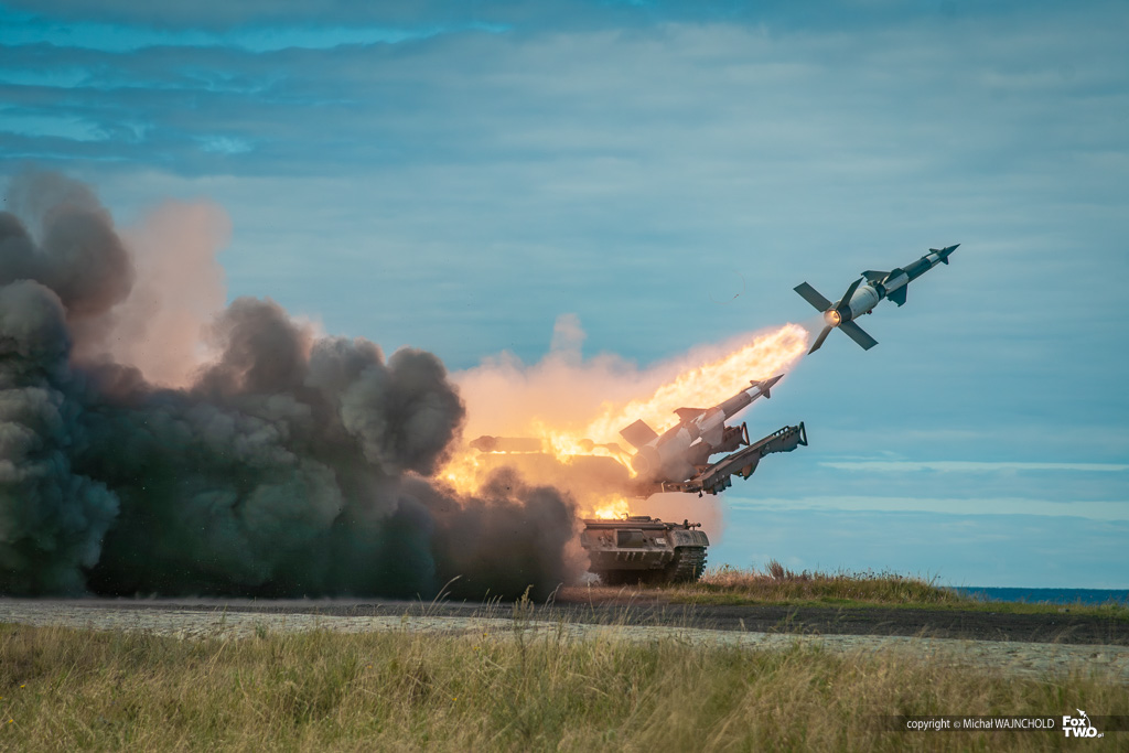 Newa wprowadzona u nas do eksploatacji pół wieku temu ma lata świetności za sobą. Ale zimnowojenny zasób ponad tysiąca rakiet możne okazać się przydatny w przypadku prób przesaturowania OPL mało wymagającym przeciwnikiem jakim są bezpilotowe środki napadu powietrznego.