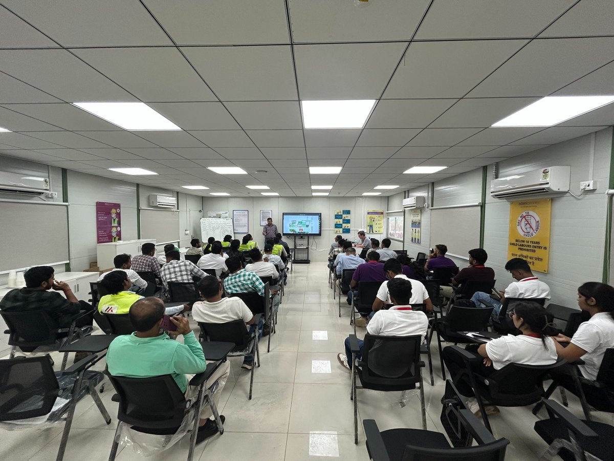 DataScopeSystem's tweet image. Some snapshots from the field 📸🏗️
Our Deployment Lead, Jack Smith, visited two Adani project teams in India, delivering training on DataTouch &amp;amp; our QHSE app, and seeing our solutions in action on ongoing projects. It&apos;s always inspiring to see real-world impact!