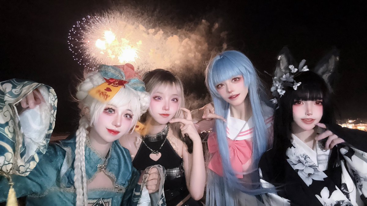 agakong95's tweet image. 💚💛🩷🖤
『大洗海上花火大会〜千櫓祭〜』 
한국 미녀 4인방!! 🎆❣️🤤❣️🎇
#大洗海上花火大会2025 #COSFESTREASURE #千櫓祭