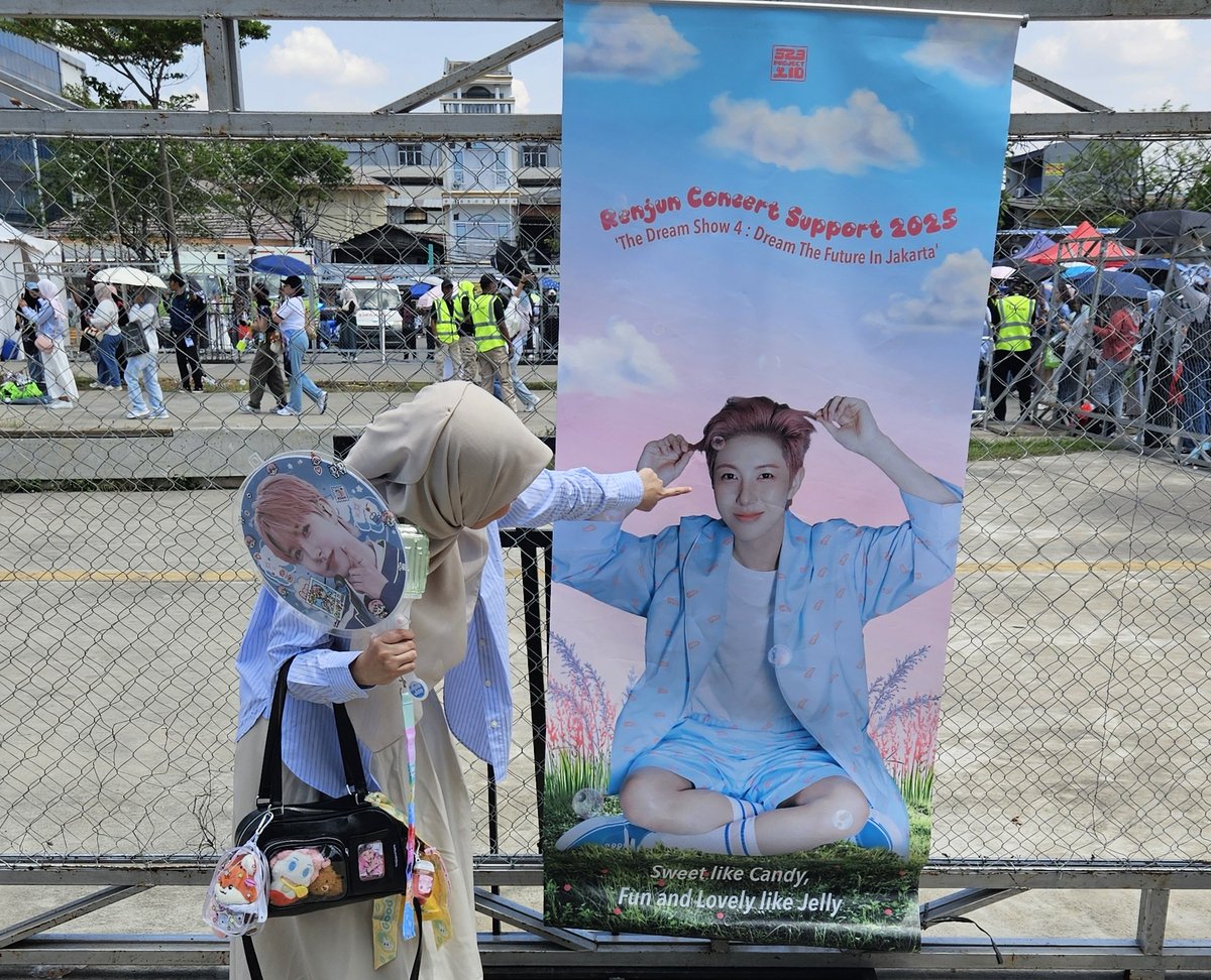 adoreonjun's tweet image. Bersama cintaku 🥰