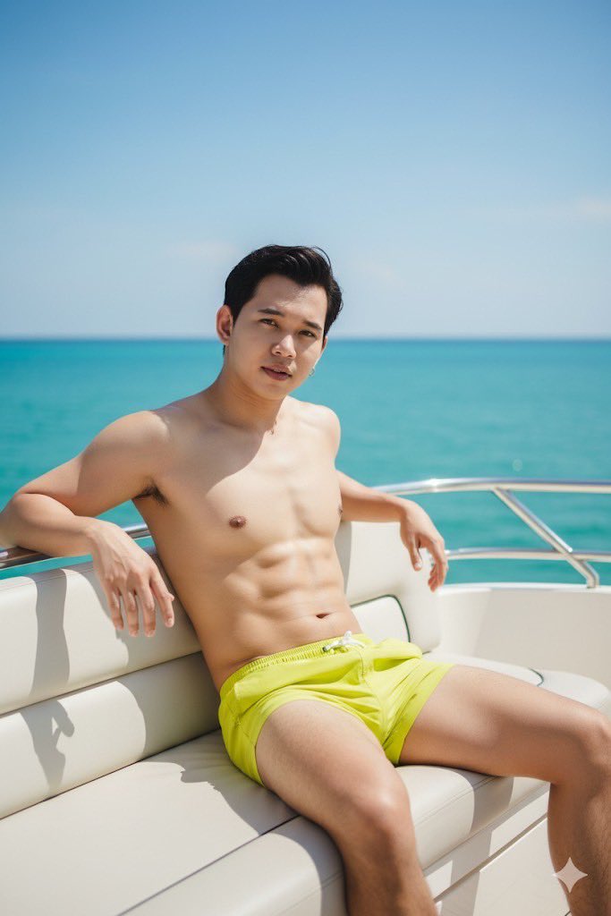 Pelebanna's tweet photo. ว่ายน้ำ🌊 https://t.co/1TznJk4GVc