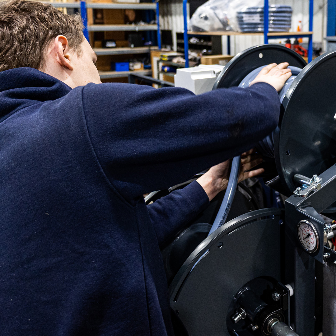 Maximise space without losing power. Our 2-Series stack jetters deliver the same performance at less than half the width. Bespoke builds and flexible mounting options available on our complete range of jetters.

Learn More | rb.gy/u575e3