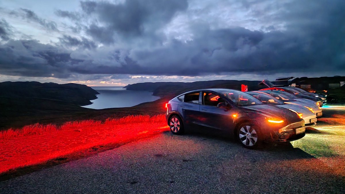 ⚡ Tesla Model Y Long Range RWD v DeMS testu. Od 🇸🇮 do 🇸🇪, 🇫🇮 in 🇳🇴 – vse do Nordkappa in nazaj ⚡. 🚀 Če zmore to, zmore vse – tako kot vi 💪 dems.si/dems-ov-test-t…  <a href="/GEVAlliance/">Global EV drivers' Alliance</a> <a href="/Tesla/">Tesla</a> <a href="/teslaeurope/">Tesla Europe & Middle East</a>