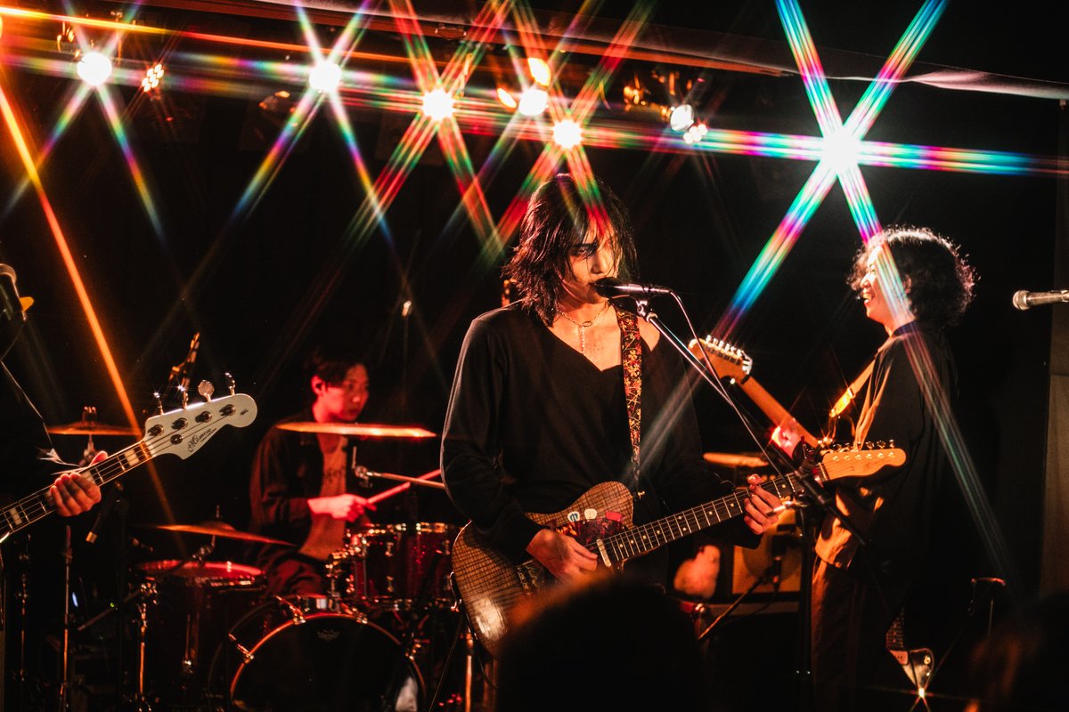 indischord's tweet photo. 2025.9.28(日) 福島OutLine
indischord one-man live "artmageddon"

photo by @natsu_sato0629 https://t.co/IdwUgXfQeQ