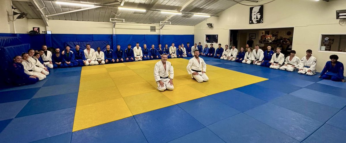 🟡⚫️ 🇬🇧🇮🇪🇳🇿🇺🇦🇯🇲