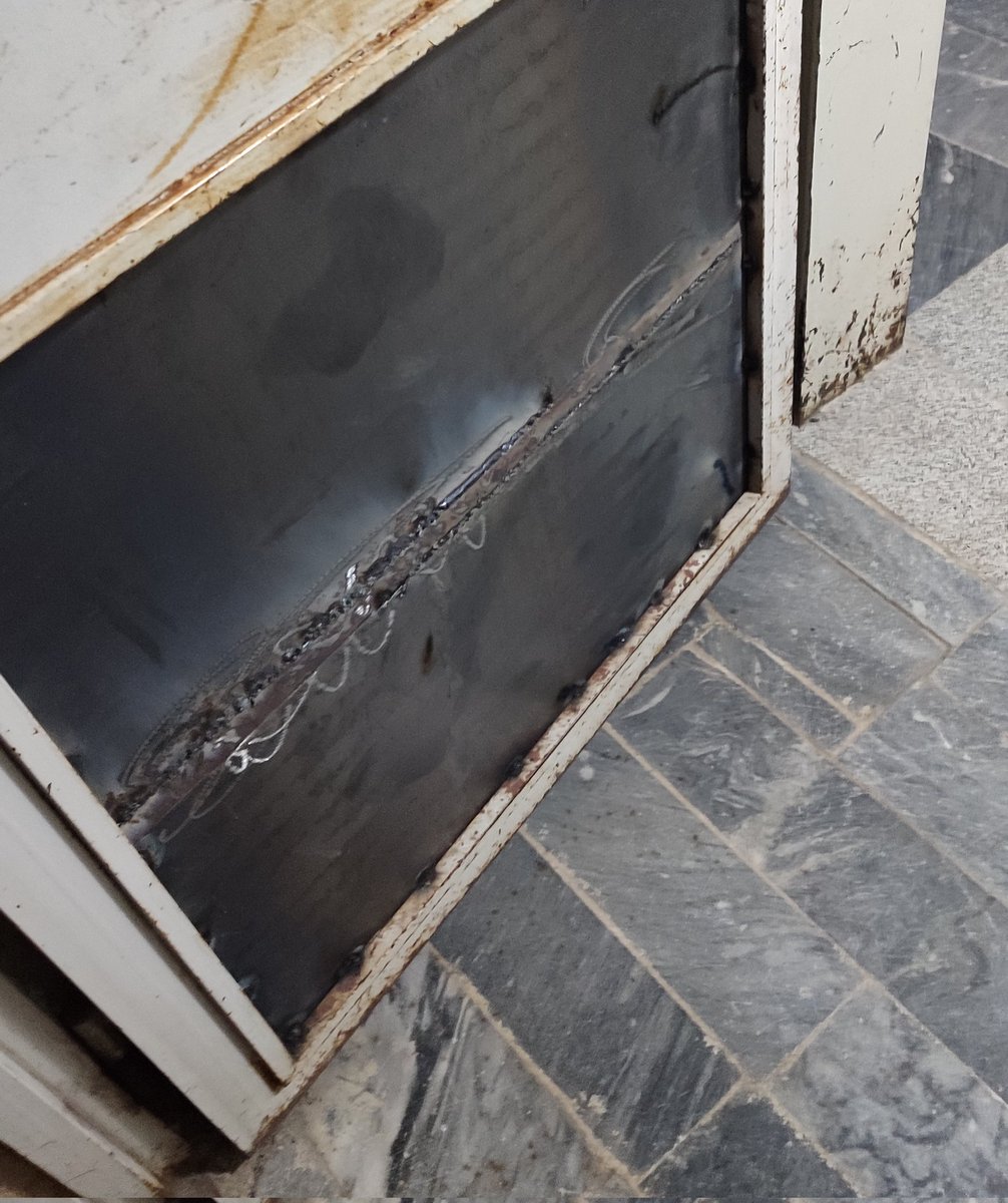 ئاسنیان لێدا💀😂