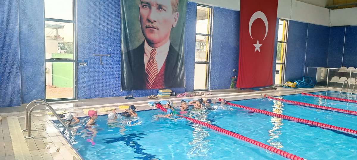 Y. Onur Özdemir 🇹🇷 (@onurozdemir45) on Twitter photo 📍 Saruhanlı ilçemizde #yüzmebilmeyenkalmasın projemizden yetişen sporcularımız antrenmanlarına başladılar 🏊🏼♂️
<a href="/gencliksporbak/">Gençlik ve Spor Bakanlığı 🇹🇷</a> <a href="/OA_BAK/">Dr. Osman Aşkın Bak</a> <a href="/GSB_Manisa/">Manisa Gençlik ve Spor İl Müdürlüğü</a> <a href="/ozturkyunus45/">Yunus ÖZTÜRK🇹🇷</a> <a href="/SaruhanliGM/">GSB_SaruhanliGM</a> <a href="/htokmakci/">H.Hayri Tokmakci</a> 
🇹🇷 #sporşehrimanisa 📍 Saruhanlı ilçemizde #yüzmebilmeyenkalmasın projemizden yetişen sporcularımız antrenmanlarına başladılar 🏊🏼♂️
<a href="/gencliksporbak/">Gençlik ve Spor Bakanlığı 🇹🇷</a> <a href="/OA_BAK/">Dr. Osman Aşkın Bak</a> <a href="/GSB_Manisa/">Manisa Gençlik ve Spor İl Müdürlüğü</a> <a href="/ozturkyunus45/">Yunus ÖZTÜRK🇹🇷</a> <a href="/SaruhanliGM/">GSB_SaruhanliGM</a> <a href="/htokmakci/">H.Hayri Tokmakci</a> 
🇹🇷 #sporşehrimanisa
