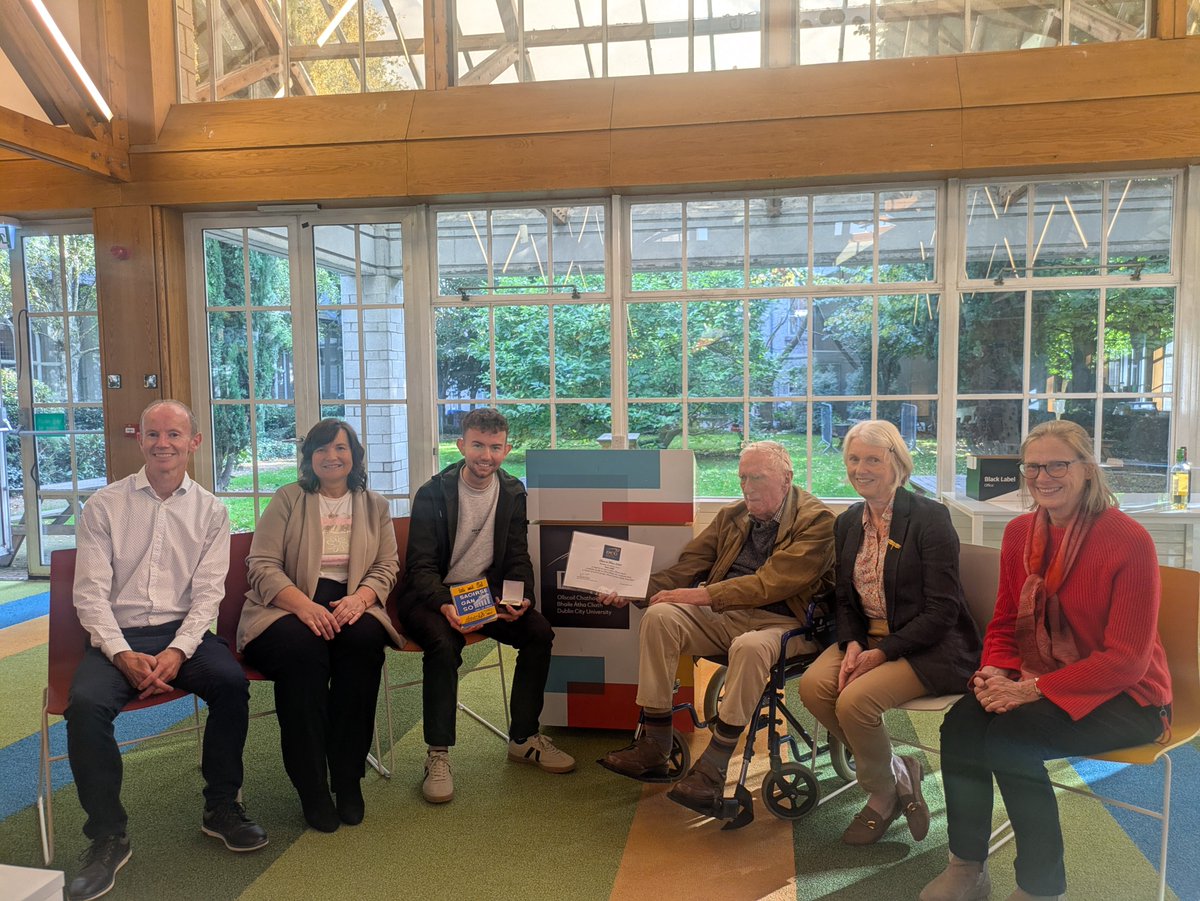 Fiontar & Scoil na Gaeilge (DCU) tweet media