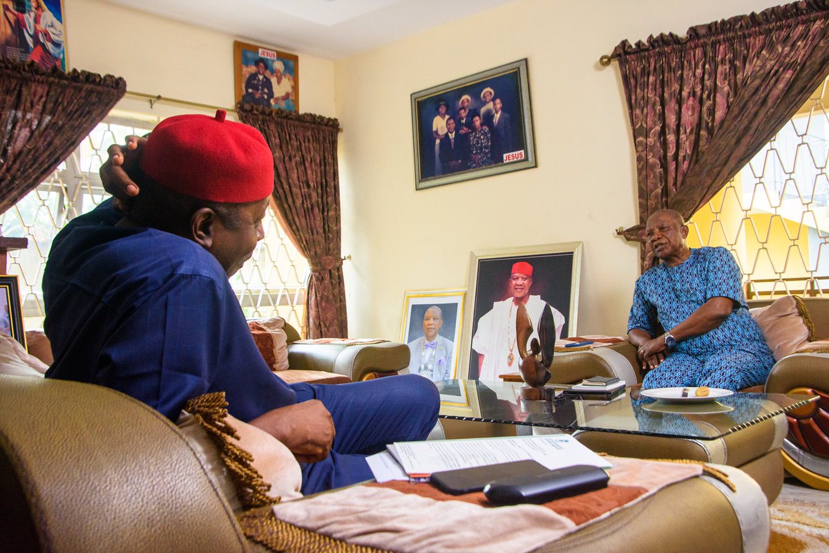 sebisworldwide's tweet photo. In anticipation of SEBIS 2025, we visited Mazi Sam Ohuabunwa to learn from his leadership & expertise for South-East growth. Register @https://tix.africa/sebis2025
#SEBIS #RemakingThePowerhouse
#SouthEast
#Sebissummit
#alaigbo https://t.co/2uLpCdFA1r