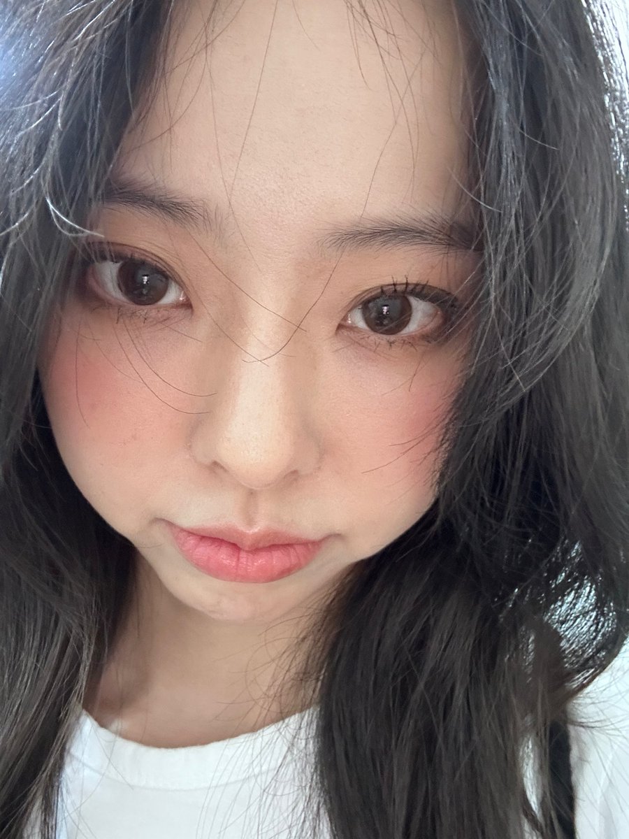 orbittoyou's tweet photo. ViVi Fromm update [2025.10.01]
#ViVi #비비 #LOONA #LOOSSEMBLE https://t.co/HPzgwSTfZB