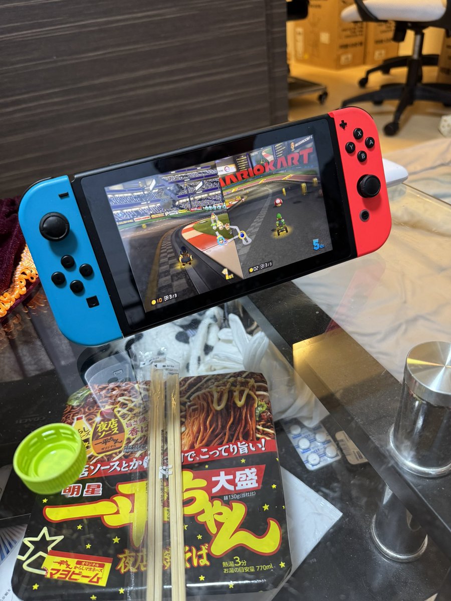 kyogegori__'s tweet image. スロットたこあぶれなので
🍍さんとマリカー専業へ