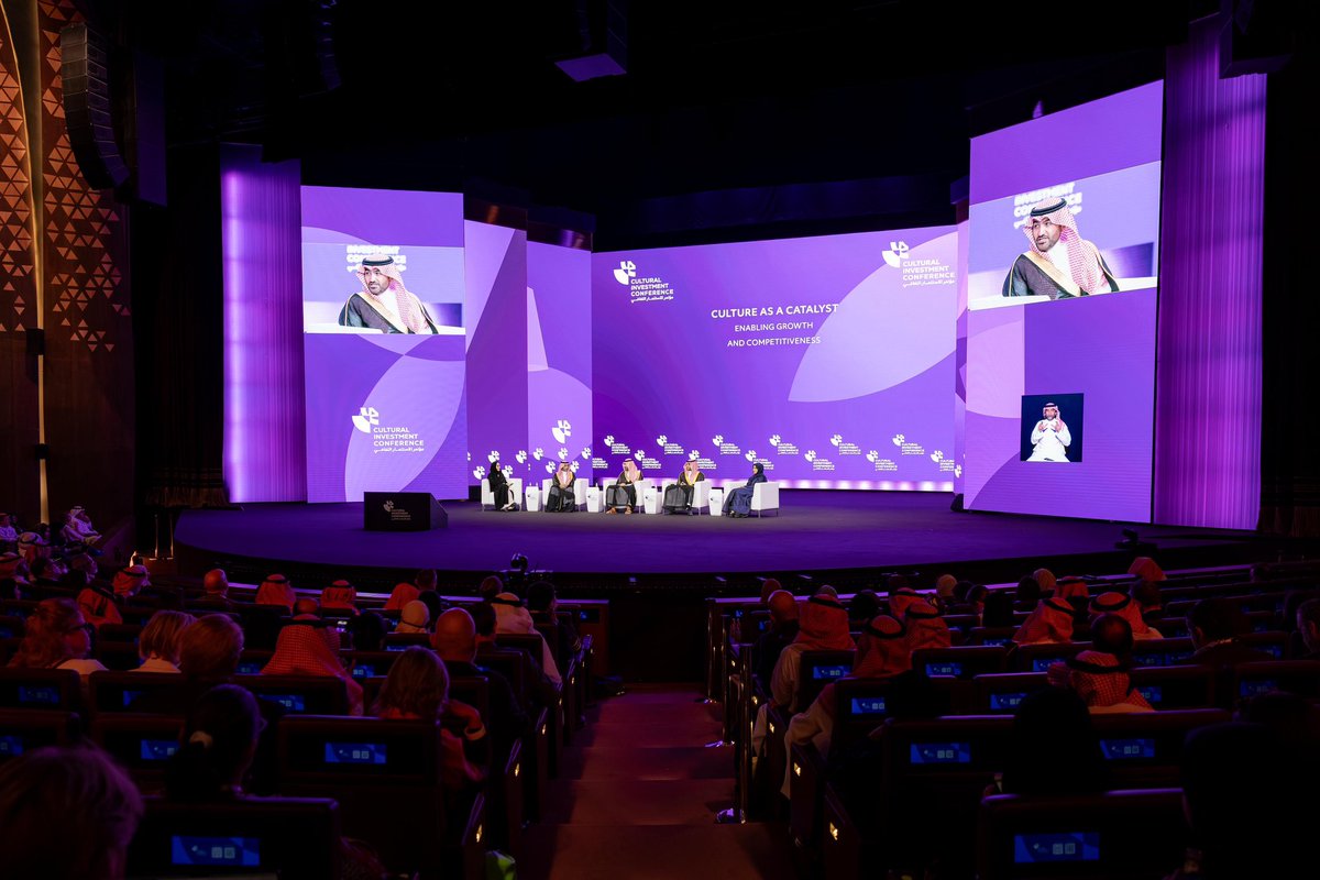 balkadi's tweet image. سعدت بالمشاركة في جلسة حوارية ضمن #مؤتمر_الاستثمار_الثقافي_2025.. 
تناول الحوار أبعاد العلاقة بين الرياضة والثقافة والتعليم والاقتصاد، وكيف يمكن لتكامل هذه القطاعات أن يتحول إلى قوة لاستثمار الثقافة في تعزيز التنافسية، والمساهمة في نشر ثقافتنا وهويتنا للعالم.

جزيل الشكر للقائمين…