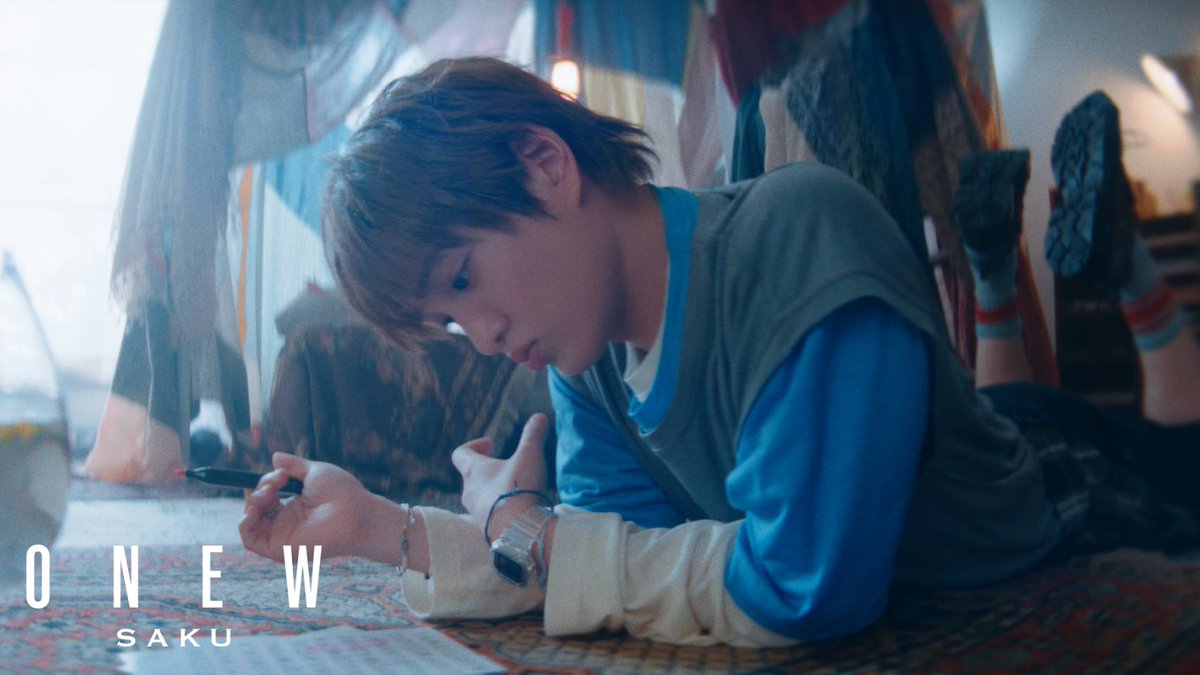 VictorMusic's tweet photo. #ONEW 

Japan 2nd Mini Album 『SAKU』本日発売👏🎊
タイトル曲「花のように」MV公開👇
https://t.co/rnWFTZuKhU

デジタル配信はこちらから👇
https://t.co/fATRcW63r9

💿https://t.co/CRpxObqAQX

＠ONEW_JAPAN #ONEW #オンユ #온유
#SAKU #ONEW_SAKU https://t.co/LsY5oAo8sl