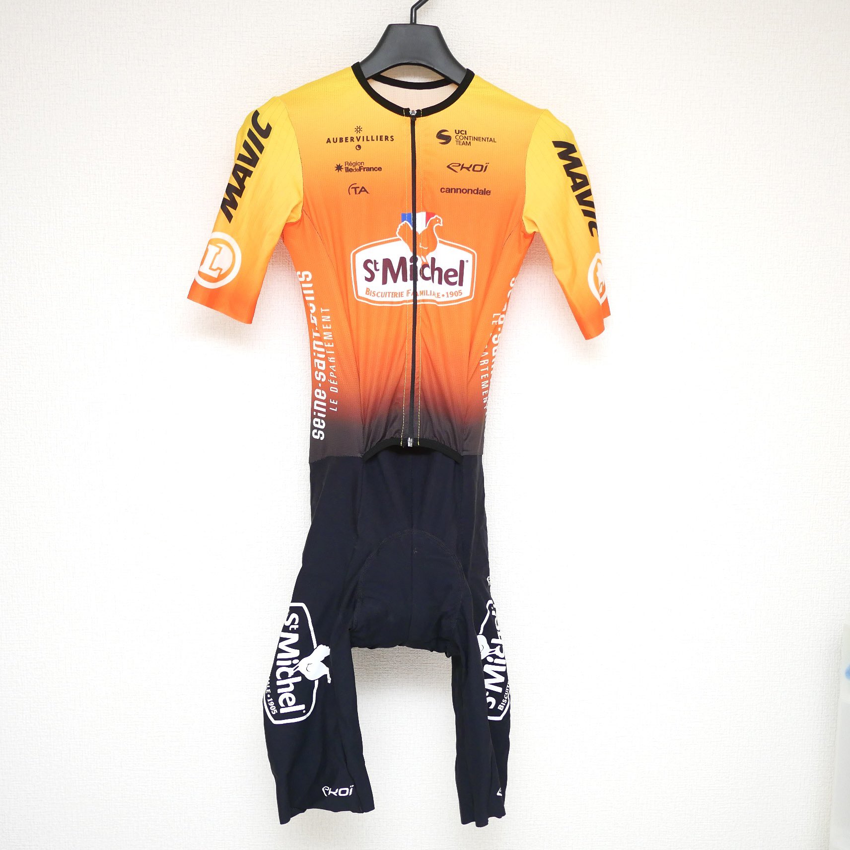 選手支給品 ユンボヴィスマ ロードスーツ スキンスーツ リースアバイク サーベロ 選手支給品 ユンボヴィスマ ロードスーツ スキンスーツ リースア