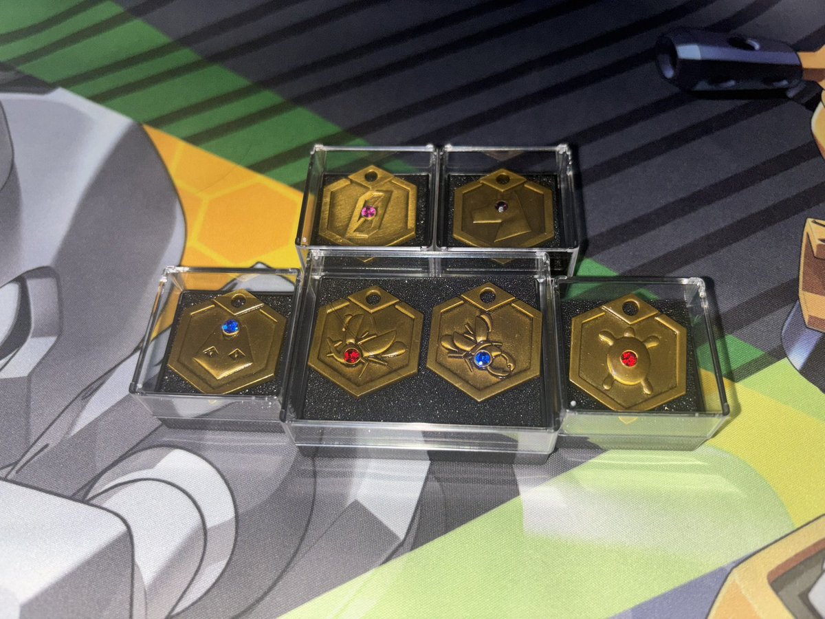 メダロットS メダルピンズ20種セット(ブック型ケース入り) 限定