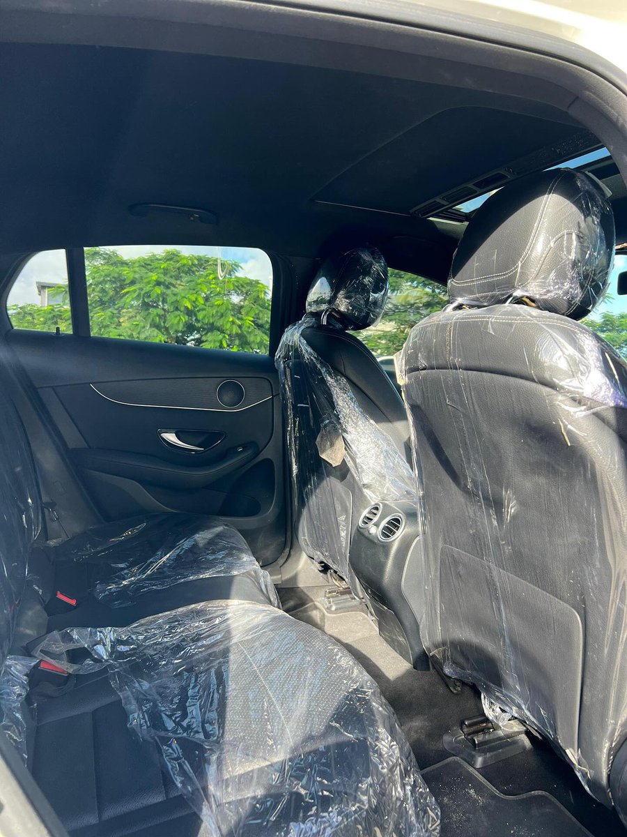 phantom__autos's tweet photo. 🔹 2021 Mercedes-Benz GLC 300 Coupé
Direct Foreign Used🔥
▪️White on Black Interior
▪️Heated & Ventilated Leather Seats
▪️Pano Roof | 360° Cam
▪️Navigation System
▪️Assists {BSM, Lane Keep, Park, Dis-Tronic}
💰Call or DM for price & more info
#PhantomAutos #GLCCoupe #MercedesBenz https://t.co/zSbuPDpnLX