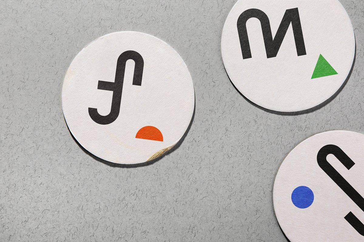 bpandopinion's tweet image. Discover: St. ERHARD by Bedow
Read the review: bpando.org/2018/01/24/bee…

#branding #design #graphicdesign