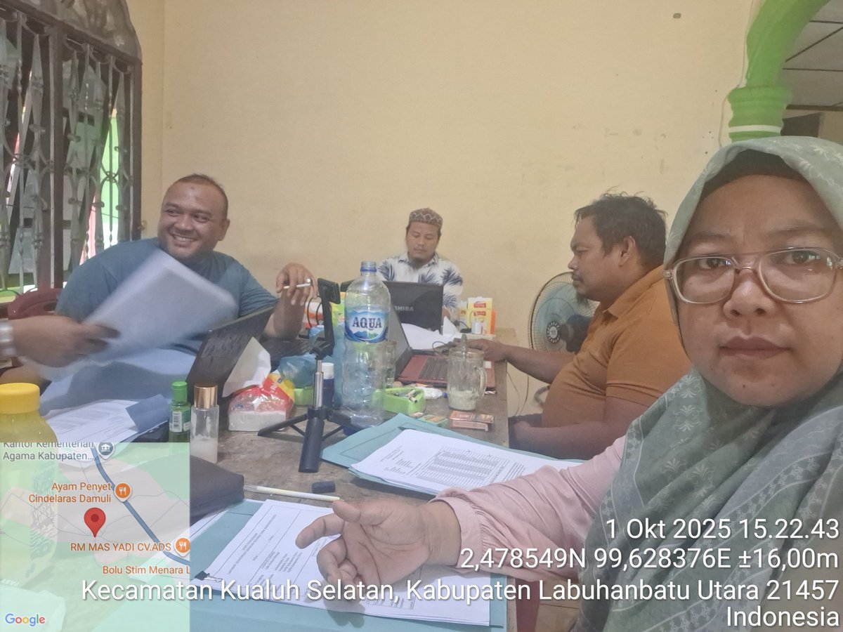 Bunga Desa tweet media