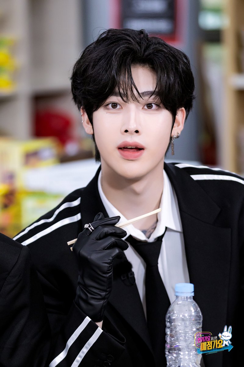 ZEROBASEONE #매점포토

2025.10.03 coming soon

#SBS #인기가요 #인기가요끝나면매점가요
#제로베이스원 #ZEROBASEONE <a href="/ZB1_official/">ZEROBASEONE</a>