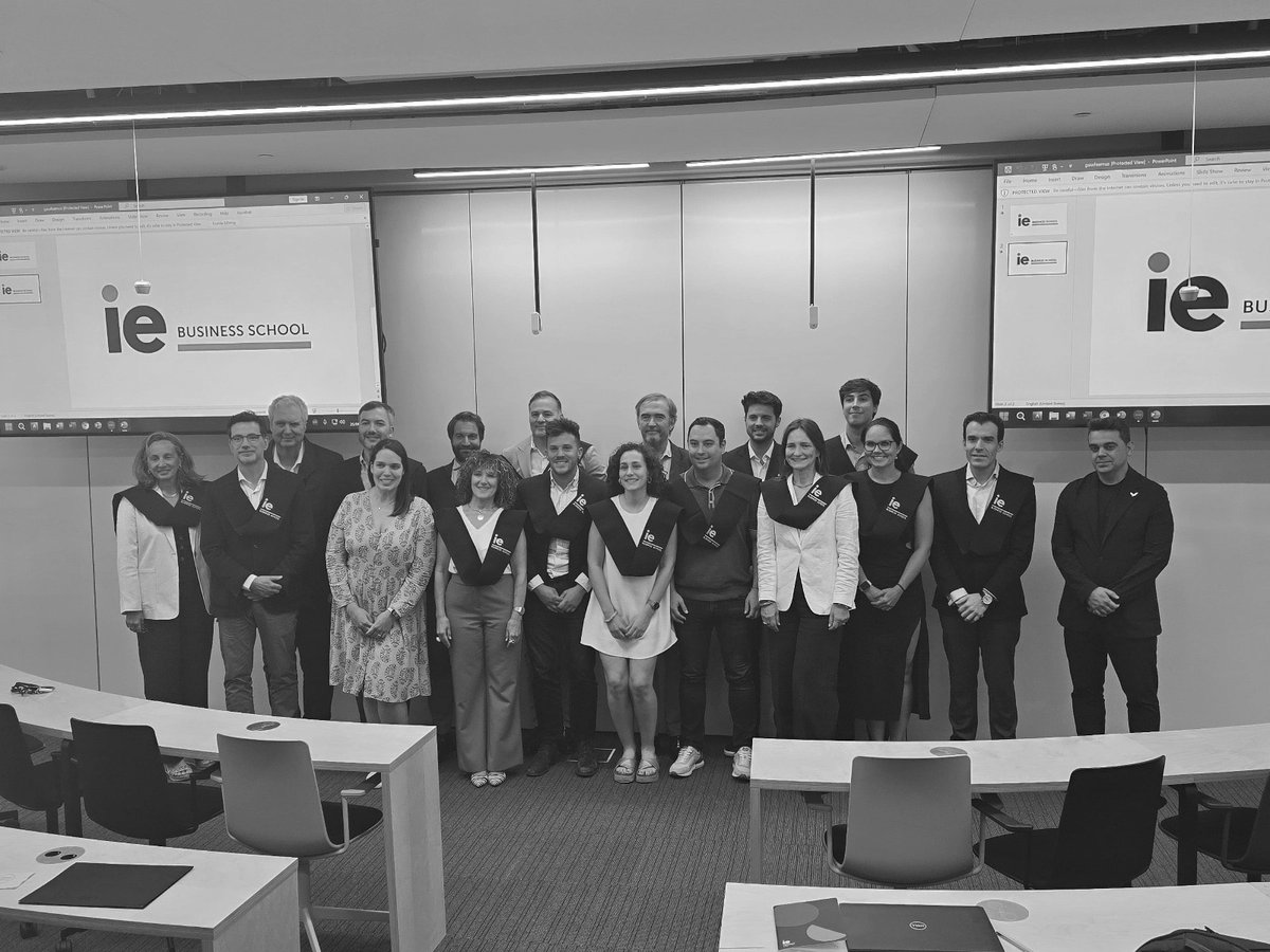 culturaliquidaf's tweet photo. Lanzamos la tercera edición del Programa de Dirección de Empresas Vitivinícolas junto con el @IEbusiness. Juntos desarrollaremos una visión integral del sector vitivinícola y sus desafíos de futuro. 🔗 https://t.co/gYyZWFTMmd

#culturaliquida #formacion #vitivinícola #viticultura https://t.co/SRQDfYmlKI