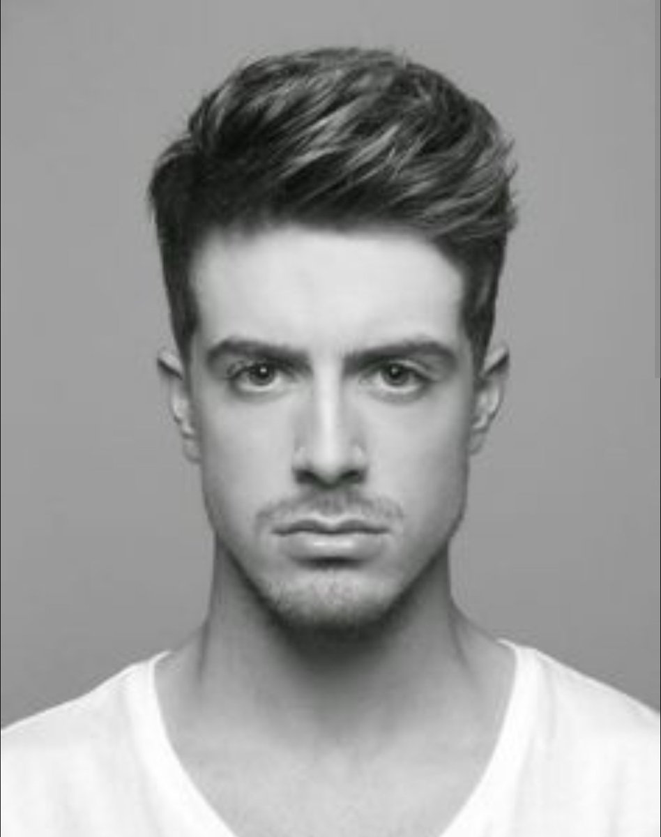 manishagarwal27's tweet image. Me-Mere pass Bangla hain,gaadi hain,bank balance hain,tumhare pass kya hain.
Him- Mere pass Baal hain
😭😭😭😭😭😭😭
#hairloss #middleageproblems