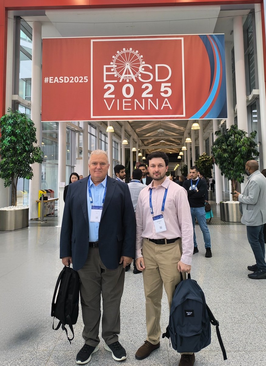 MicelabUdg's tweet photo. Last month, we attended @EASDnews in Vienna - one of the world’s leading meetings for diabetes research and care!
 🔹 Engaging presentations and discussions
 🔹 Networking with leading researchers and clinicians
 🔹 Explore new directions for collaboration/ innovation #EASD2025 https://t.co/Px7QR0KZmN