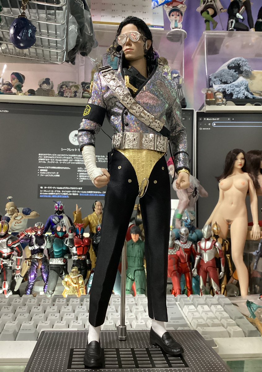 マイケルジャクソン来日記念　チェーンつき 2025年最新】マイケルジャクソン 来日の人気アイテム - メルカリ