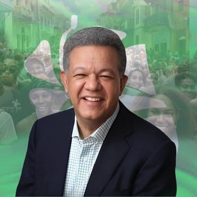 Apagones afectan el estudio remoto y el trabajo de miles, profundizando desigualdad. El Dr. Leonel Fernández denuncia retrocesos y propone eficiencia energética renovable. Con Leonel, luz constante para el desarrollo. 

#LeonelFernández