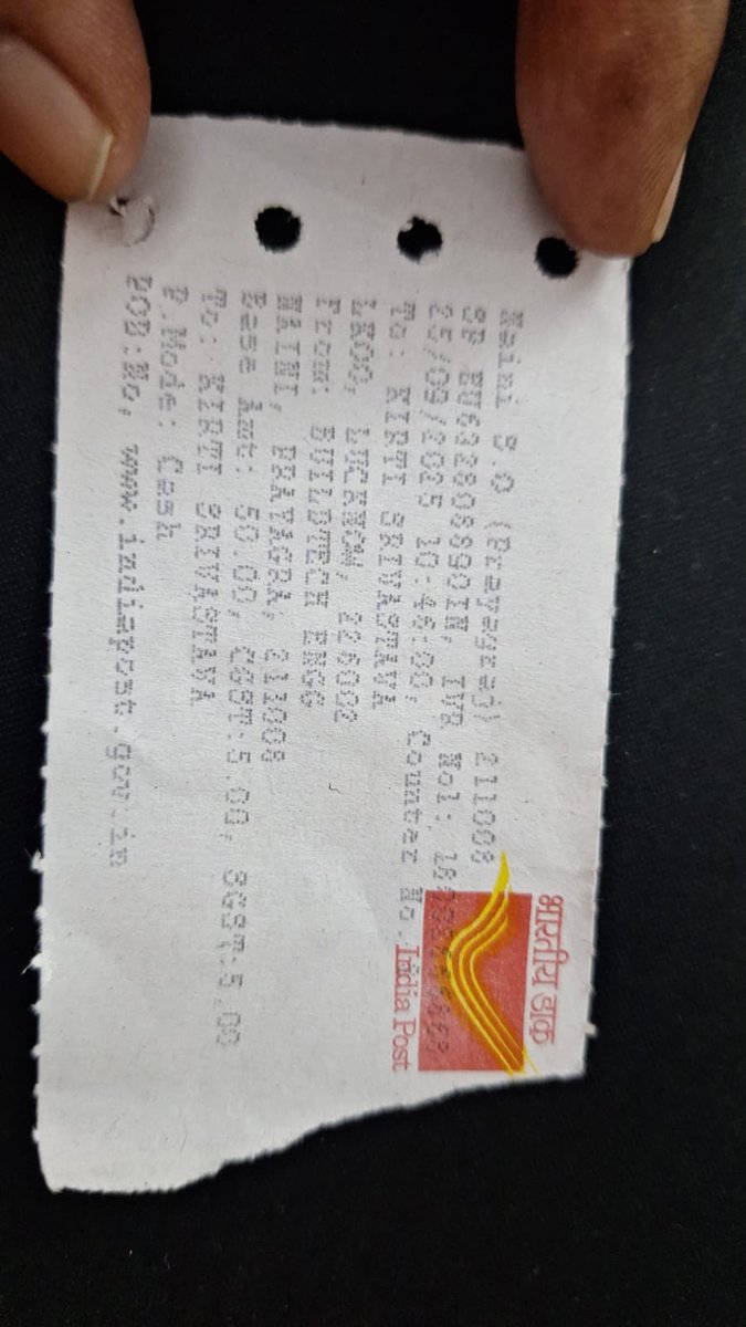 bantoospeaking's tweet photo. @IndiaPostOffice 
Packet sent from prayagraj to lucknow is not deluded after 6 days https://t.co/nvCoNre8RL