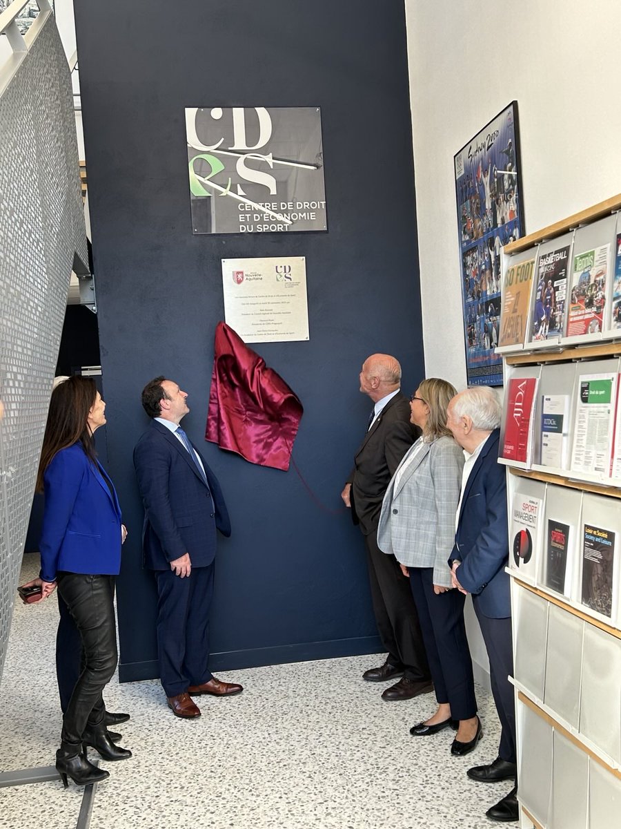 IsabelleBrique2's tweet image. Inauguration des nouveaux locaux du @CDESLimoges.
Créé en 1978, le Centre de droit et d&apos;économie du sport est aujourd&apos;hui connu et reconnu dans le monde entier. Bravo à toutes celles et à tous ceux qui l&apos;animent et le font prospérer 👏#Limoges #HauteVienne #NouvelleAquitaine
