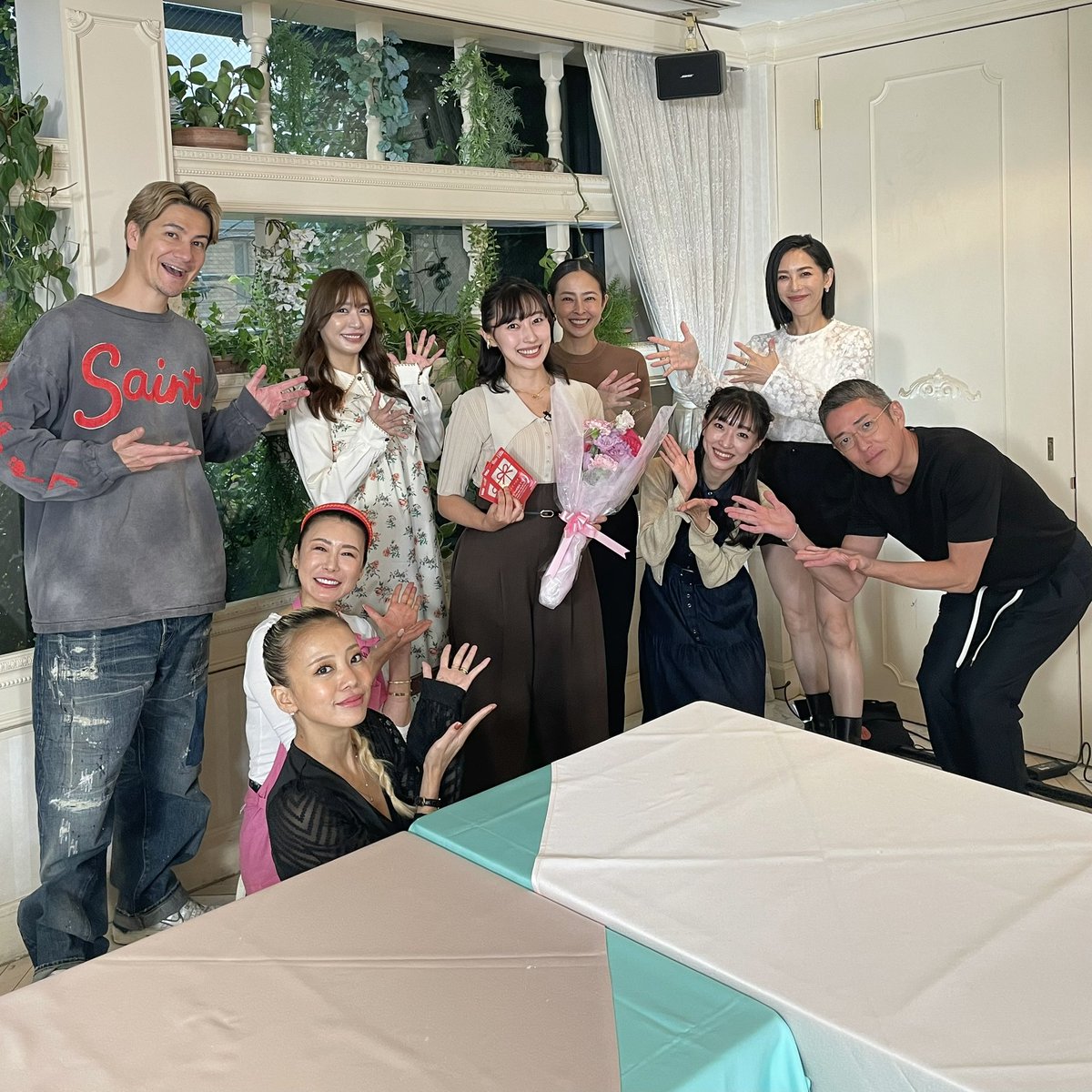 10月になりましたね🍁
今月はお誕生月で、ハピスタメンバーが一番最初にお祝いしてくれました♥
いつもありがとうございます😊
季節の変わり目で体調崩しやすい時期になってきましたが
元気いっぱい笑顔いっぱいHappy &amp; Healthyに引き続き頑張ります❤️‍🔥

#ハピスタ
#ガールズハッピースタイル