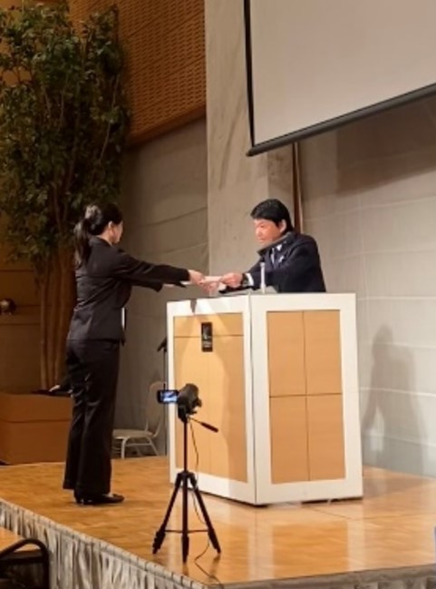 ＼カプコン内定式✨／
本日、2026年新卒内定式を開催しました！🌱
今年も150名以上の内定者が集まりました！😊

4月からカプコンの仲間として一緒に働けるのを心待ちにしています！💛

＃もっと知りたいCapcom ＃内定式 ＃カプコン ＃Capcom