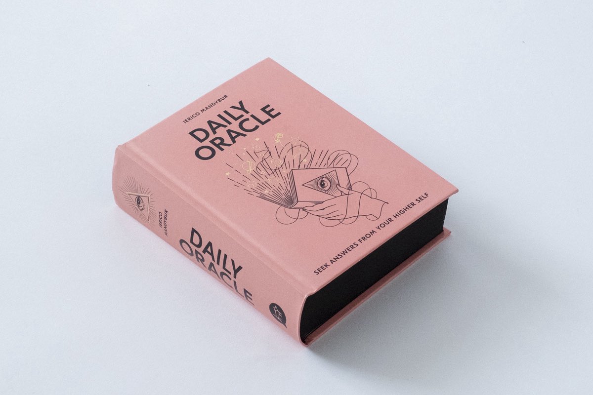isaacblake1979's tweet photo. #Bookoftheday: #DailyOracle, Seek answers from your higher self
by #JericoMandybur (Author)
With deep #wisdom, #cosmic insight & a #wicked sense of #humour, this #magical advice-giver offers its readers refreshing #insight & guidance on how to navigate all and any of life’s… https://t.co/wcnMDG4RhH